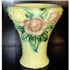 Image 1 : ROSEVILLE FLOWER VASE