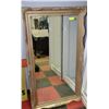 Image 1 : GOLD TONE ESTATE FRAMED MIRROR