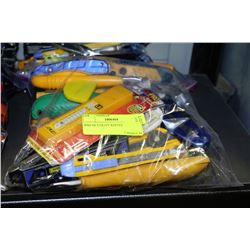 BAG OF UTILITY KNIVES