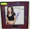 Image 1 : AUTOGRAPHED SHANIA TWAIN FRAMED ALBUM DISPLAY