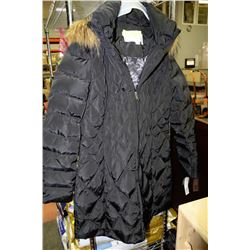 JESSICA SIMPSON DOWN FILLED WINTER JACKET SIZE M