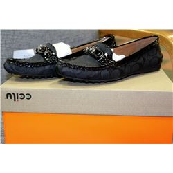 COACH SLIP ON SHOES *NEW* SIZE 38