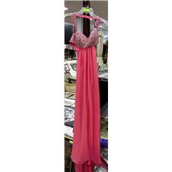 JUMP APPAREL SEQUINED EVENING GOWN CORAL SIZE 5/6