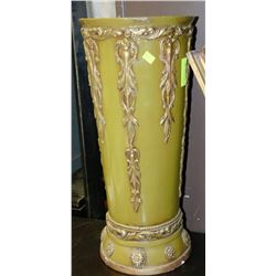 LARGE GREEN ESTATE VASE (CHIPPED)