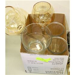 BOX  WITH DECORATIVE VASES