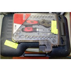 RATCHET AND SOCKET SETS
