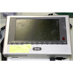 POLAROID CAR DVD PLAYER AND MONITOR