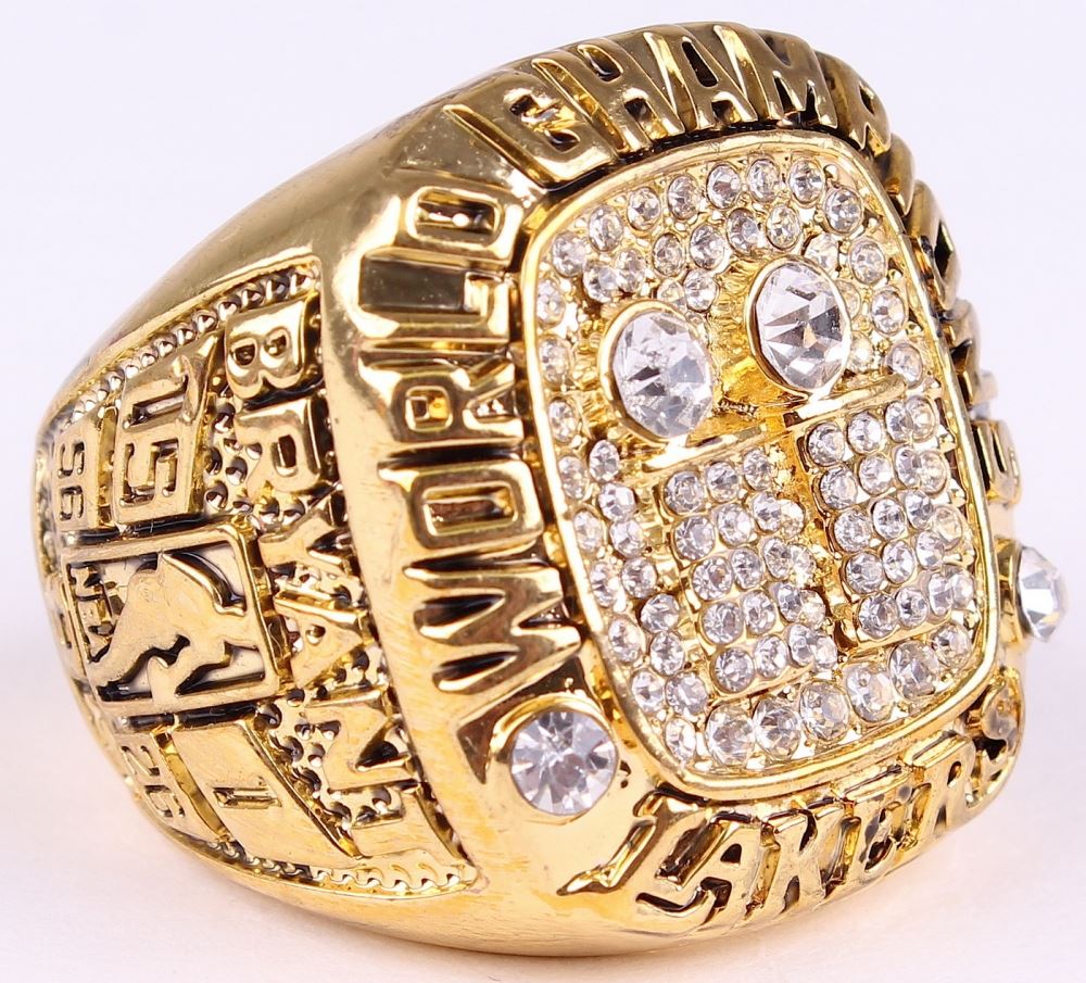 Kobe Bryant Los Angeles Lakers High Quality Replica 2001 Nba Finals World Championship Ring