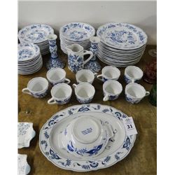 Lof of Vienna Woods China - No Shipping