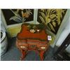 Image 1 : Painted Rose Plant Stand