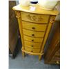 Image 1 : Oak Jewelry/Lingerie Chest