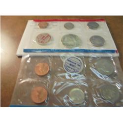 1969 US MINT SET (UNC) P/D/S (WITH ENVELOPE) 40% SILVER JOHN F. KENNEDY HALF DOLLAR, THIS IS AN OFFI