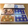 Image 2 : 2007 US PROOF SET (WITH BOX) 14 PIECES INCLUDES PRESIDENTIAL DOLLARS