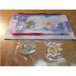 1999 P & D SBA DOLLAR UNC COIN SET ORIGINAL US MINT PACKAGING