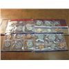 Image 2 : 1984 & 1985 US MINT SETS P/D (WITH ENVELOPES)