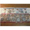 Image 1 : 1988 & 1989 US MINT SETS P/D (WITH ENVELOPES)