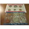 Image 2 : 1971 US MINT SET (UNC) P/D/S (WITH ENVELOPE) THIS IS AN OFFICIAL US PACKAGED P/D/S SET, IT DOES NOT 