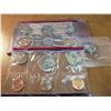 Image 2 : 1996 US MINT SET (UNC) P/D (WITH ENVELOPE) INCLUDES 1996-W ROOSEVELT DIME