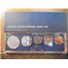 Image 2 : 1966 US SPECIAL MINT SET WITH BOX 40% SILVER JOHN F. KENNEDY HALF DOLLAR