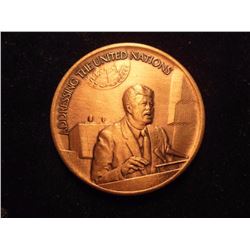 ADDRESSING THE UNITED NATIONS 1 1/2" BRONZE MEDAL THE LEGACY OF JOHN KENNEDY