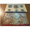 Image 2 : 1976 US MINT SET (UNC) P/D (WITH ENVELOPE)
