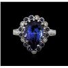Image 2 : 14KT White Gold 3.86ct Tanzanite, Sapphire and Diamond Ring