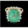 Image 2 : 14KT Yellow Gold GIA Certified 6.70ct Emerald and Diamond Ring