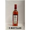 Image 1 : 3 BOTTLES OF GALLO FAMILY WHITE ZINFANDEL