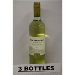 3 BOTTLES OF WOODBRIDGE SAUVIGNON BLANC 2013