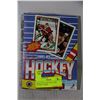 Image 1 : BOX OF 1991-1992 O-PEE-CHEE HOCKEY CARDS