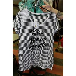 LADIES MATERNITY T SHIRT SIZE M