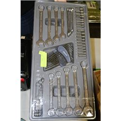 MASTERCRAFT HANDTOOL SET WITH WRENCHES AND