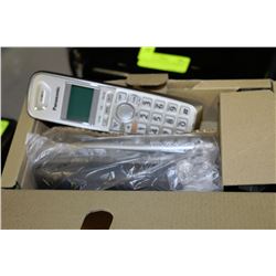 3 HANDSET PANASONIC CORDLESS PHONE