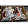 Image 1 : 4 SIGNED EASTERN FIGURINES