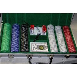 POKER SET IN SILVER CASE