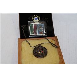 1976 OLYMPIC MEDAL IN CASE WITH OLYMPIC STAMPS