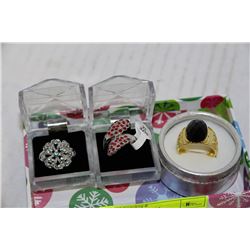 SET OF 3 RINGS