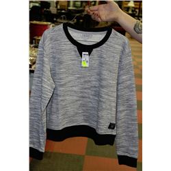 WEST 49 SWEATER SIZE L