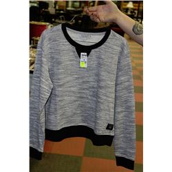 WEST 49 SWEATER SIZE S