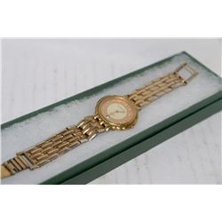 VINTAGE ALFRED SUNG WATCH "SWISS MOVEMENTS"