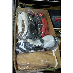 BOX W/MEN'S LARGE WINTER GLOVES AND