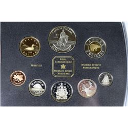 ROYAL CANADIAN MINT:1998 SILVER RCMP SET WITH