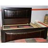 Image 1 : PADDED LEATHERETTE KING SIZE BED FRAME