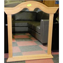 MAPLE DRESSER MIRROR