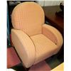 Image 1 : "PALE PUMPKIN" ORANGE RECLINING CHAIR