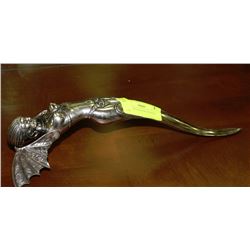 GARGOYLE STYLE DECORATIVE KNIFE