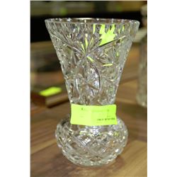 ESTATE CRYSTAL ON CHOICE: VASE