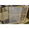 Image 1 : 2 WOODEN BABYGATES