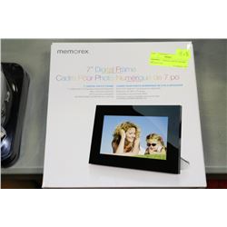 MEMOREX 7" DIGITAL PHOTO FRAME