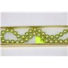 Image 1 : SEASHELL PEARL NECKLACE - PERIDOT COLOUR